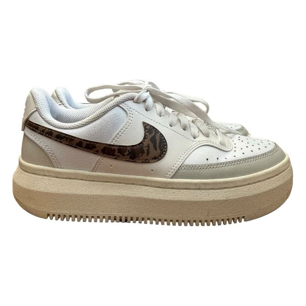 Nike White and Brown Women's Sneakers